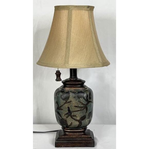 Vintage Ceramic Table Lamp Etched Floral w/ Shade & Ornate Pull Chain 18" - Picture 2 of 12